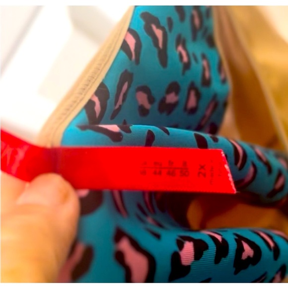 SPANX nude Shapewear Stretch suck u in Tank in 2X. gr8 condition! - Picture 4 of 4